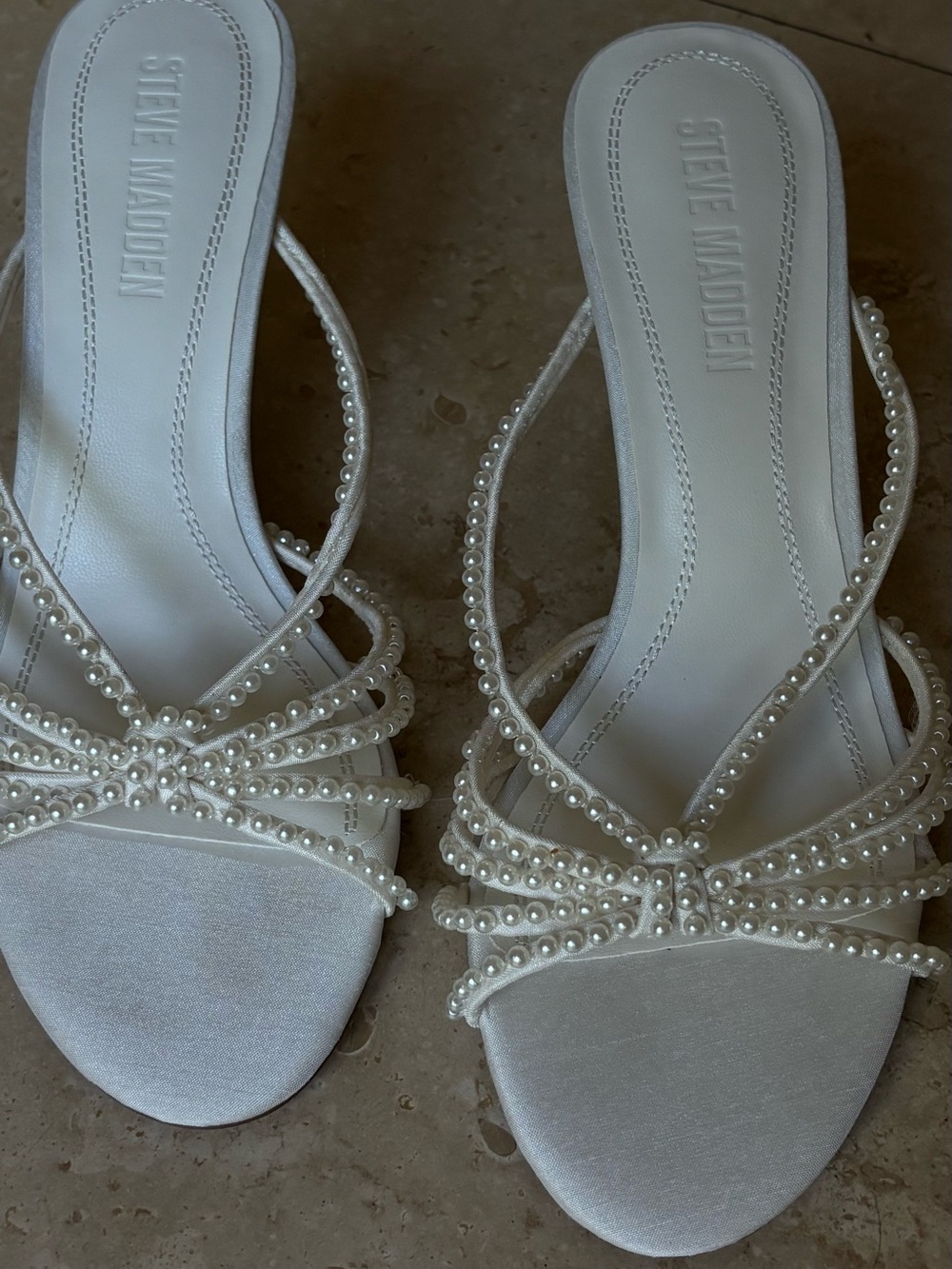 Steve Madden EDNA White Pearl-Strap Slide Sandals size 8 - Picture 2 of 6